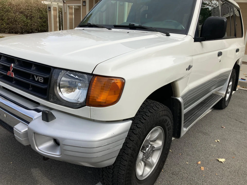 1999 Mitsubishi Pajero/Montero 2nd Gen - Image 17 of 31