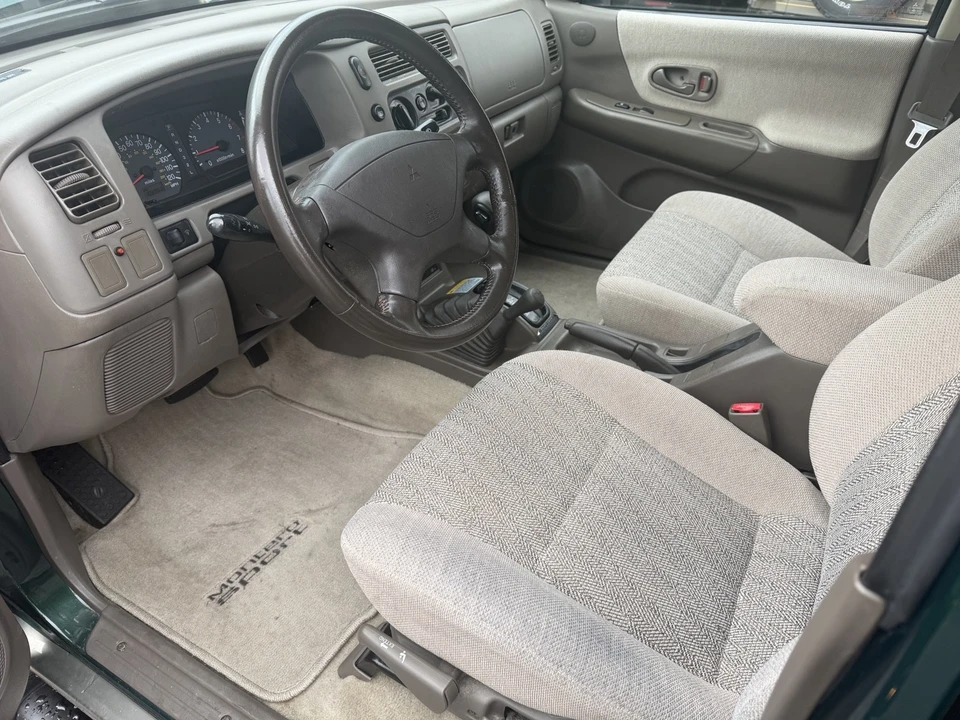 1999 Mitsubishi Pajero/Montero 2nd Gen - Image 10 of 21