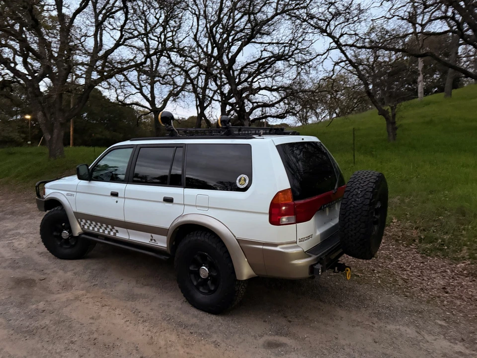 1999 Mitsubishi Pajero/Montero - Image 4 of 31