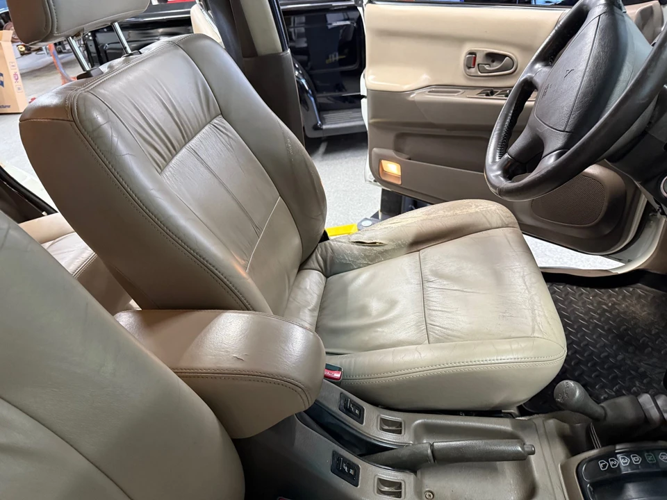 1999 Mitsubishi Pajero/Montero - Image 24 of 31
