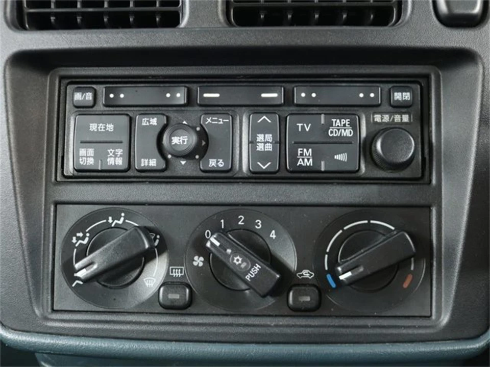 1999 Mitsubishi Pajero/Montero 3rd Gen - Image 13 of 31