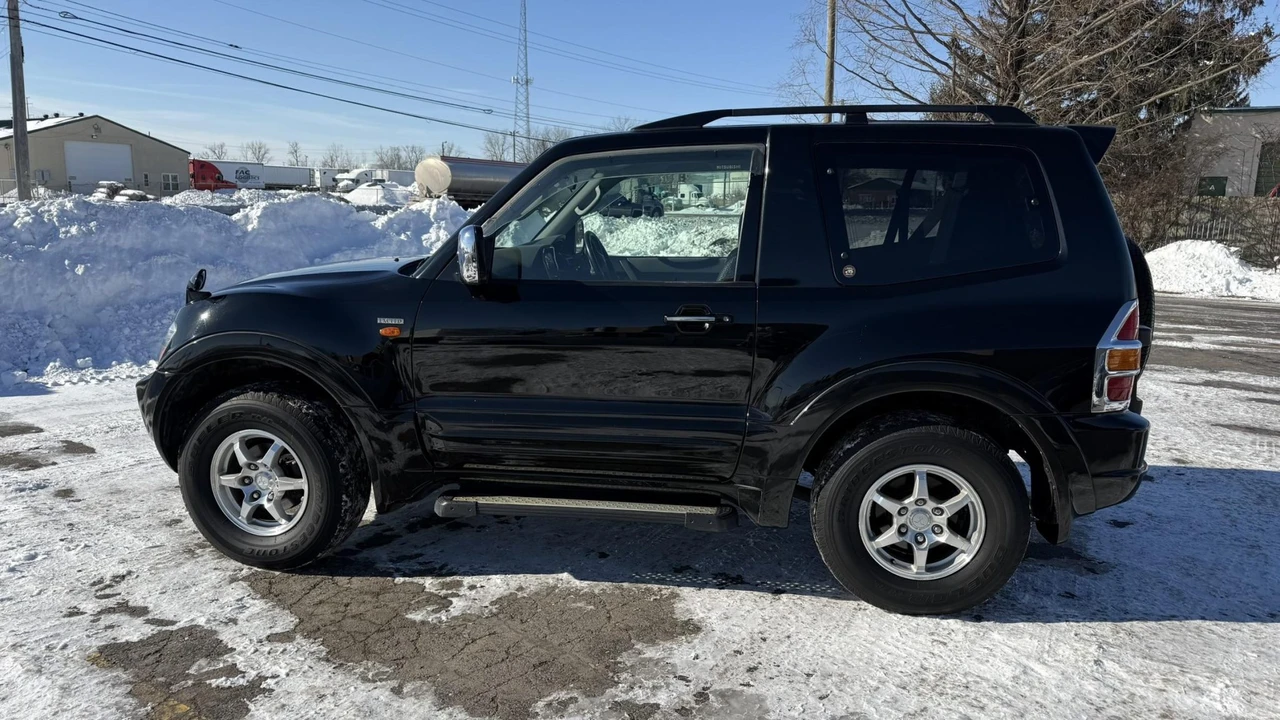 1999 Mitsubishi Pajero/Montero 2nd Gen - Image 12 of 31