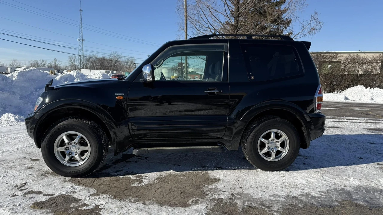 1999 Mitsubishi Pajero/Montero 2nd Gen - Image 10 of 31