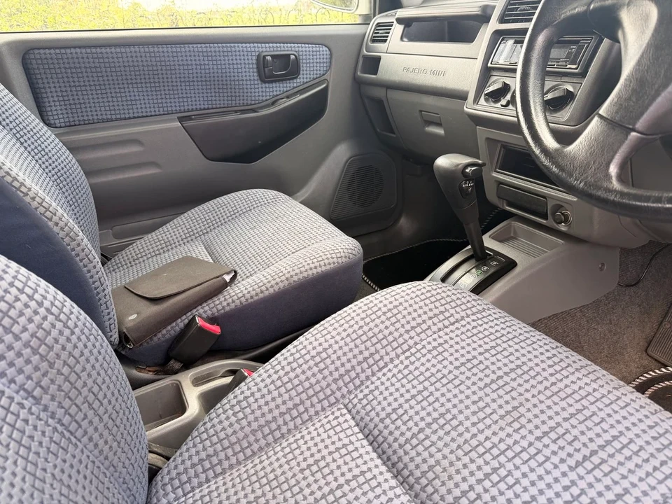 2000 Mitsubishi Pajero/Montero 3rd Gen - Image 14 of 30