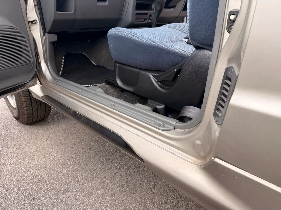 2000 Mitsubishi Pajero/Montero 3rd Gen - Image 30 of 30