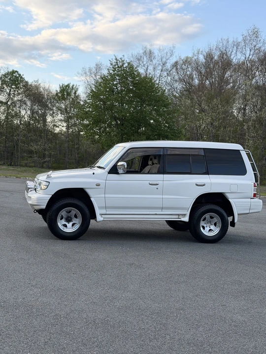 1999 Mitsubishi Pajero/Montero 2nd Gen - Image 13 of 31