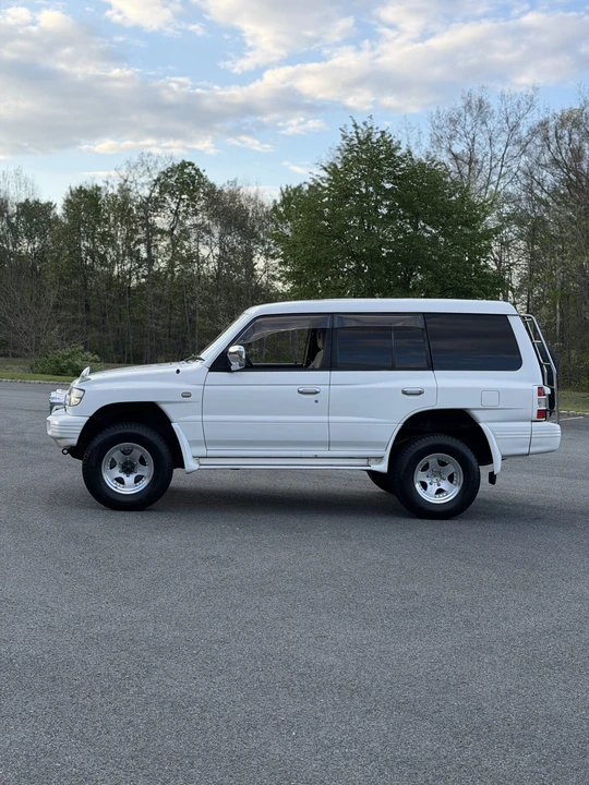 1999 Mitsubishi Pajero/Montero 2nd Gen - Image 12 of 31