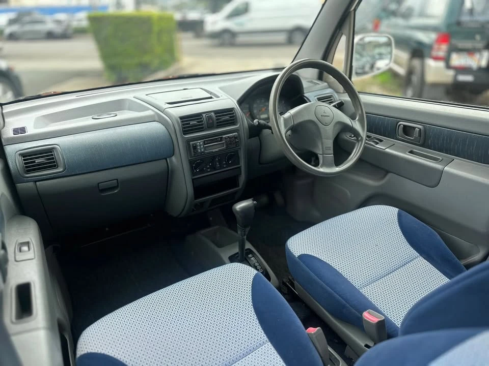 1999 Mitsubishi Toppo 3rd Gen - Image 5 of 20