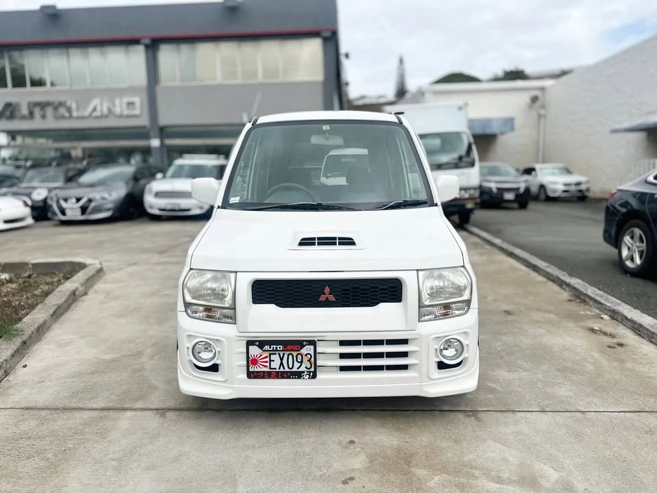 1999 Mitsubishi Toppo 3rd Gen - Image 9 of 20