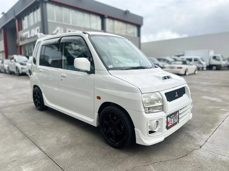 1999 Mitsubishi Toppo 3rd Gen - Image 19 of 20