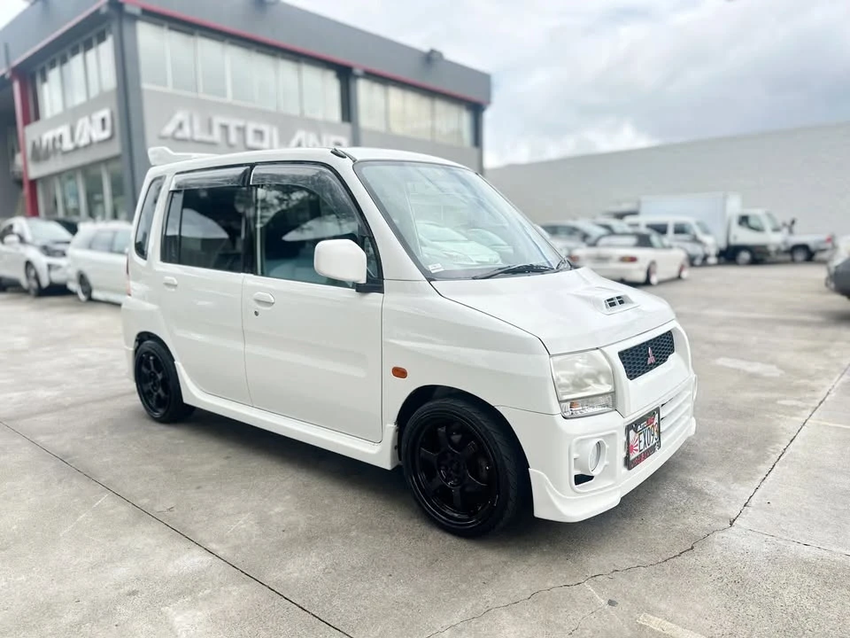 1999 Mitsubishi Toppo 3rd Gen - Image 15 of 20