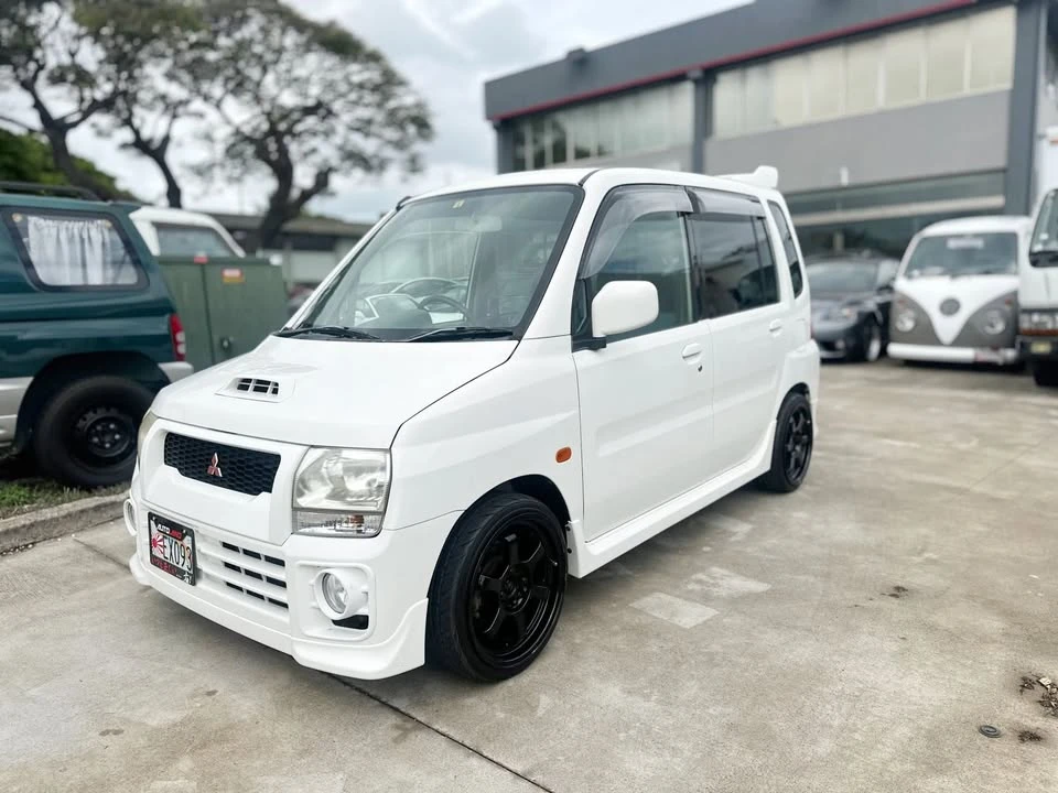 1999 Mitsubishi Toppo 3rd Gen - Image 10 of 20