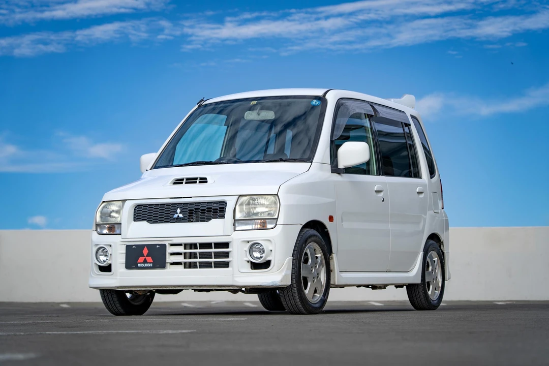 1999 Mitsubishi Toppo 3rd Gen - Image 7 of 31