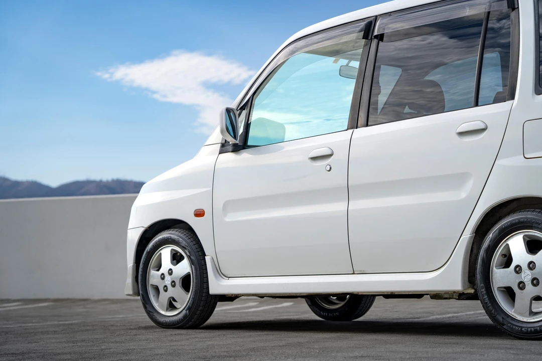 1999 Mitsubishi Toppo 3rd Gen - Image 29 of 31