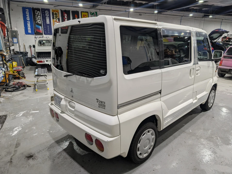 1999 Mitsubishi Town Box 1st Gen - Image 8 of 31