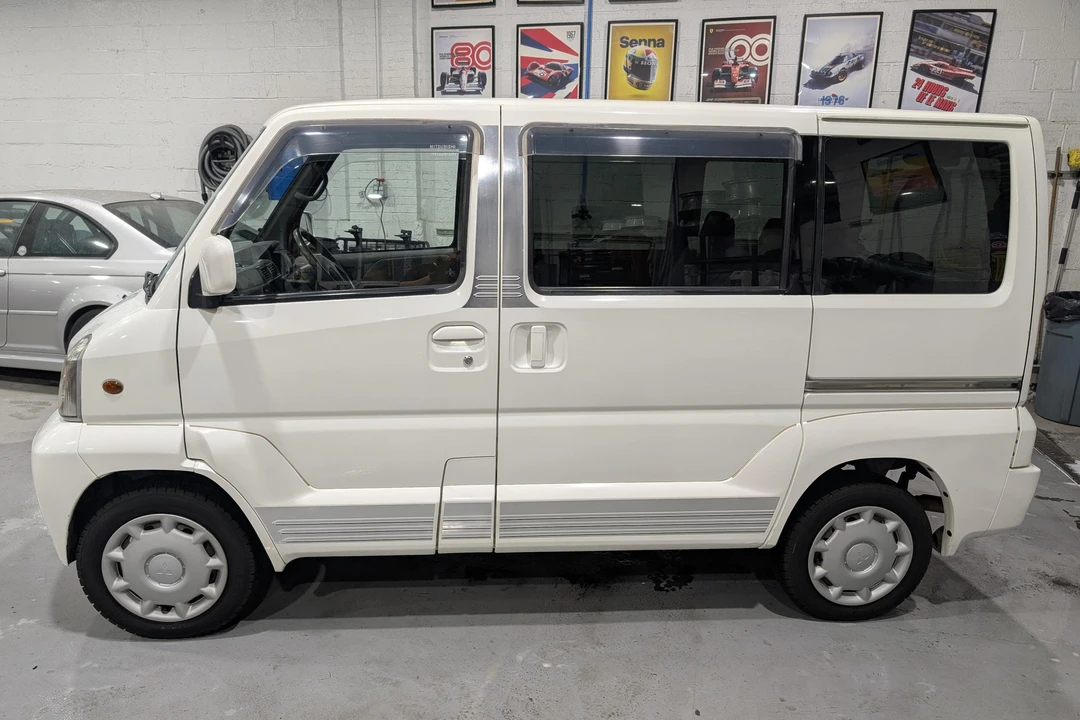 1999 Mitsubishi Town Box 1st Gen - Image 3 of 31