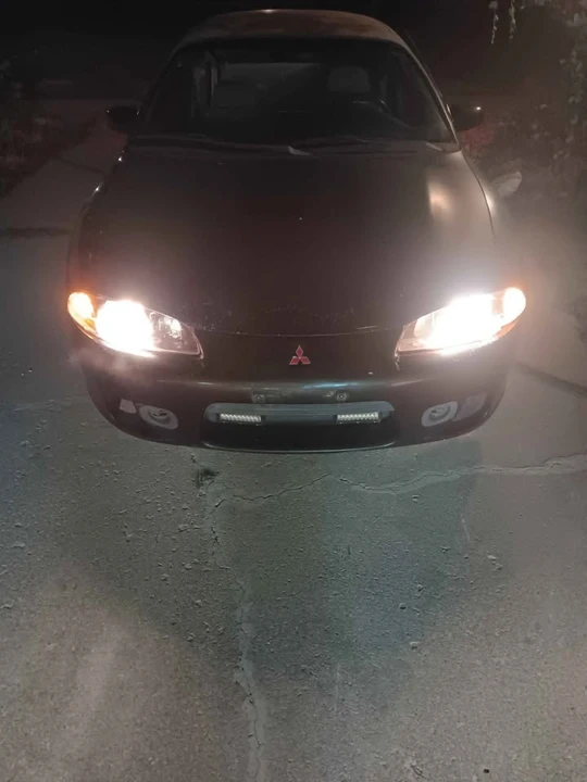 1999 Mitsubishi Eclipse 2nd Gen - Image 4 of 5