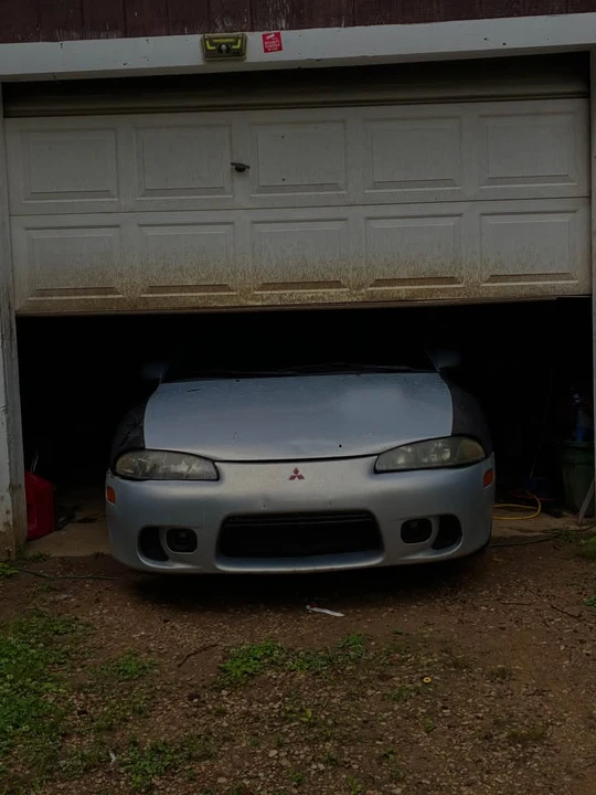 1999 Mitsubishi Eclipse 2nd Gen - Image 2 of 6