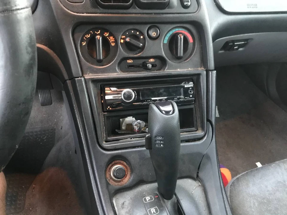 1999 Mitsubishi Eclipse 2nd Gen - Image 9 of 20