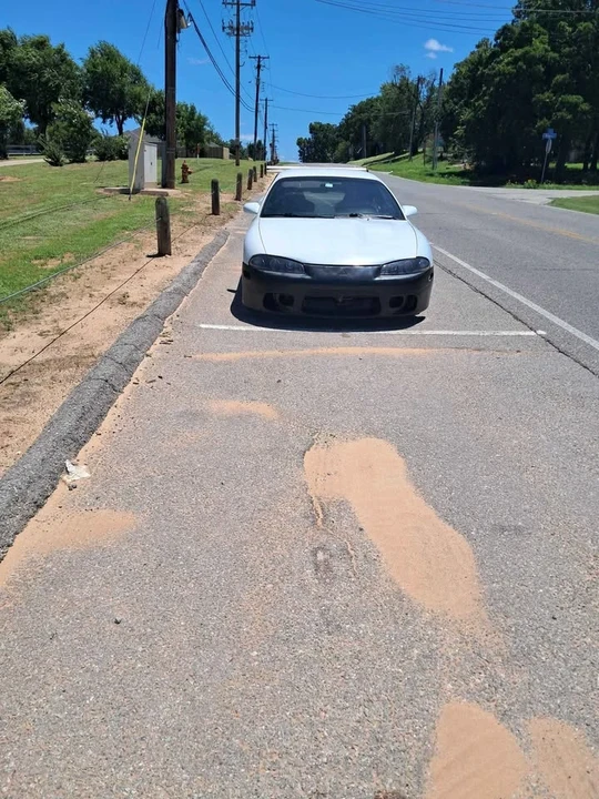 1999 Mitsubishi Eclipse 2nd Gen - Image 6 of 6