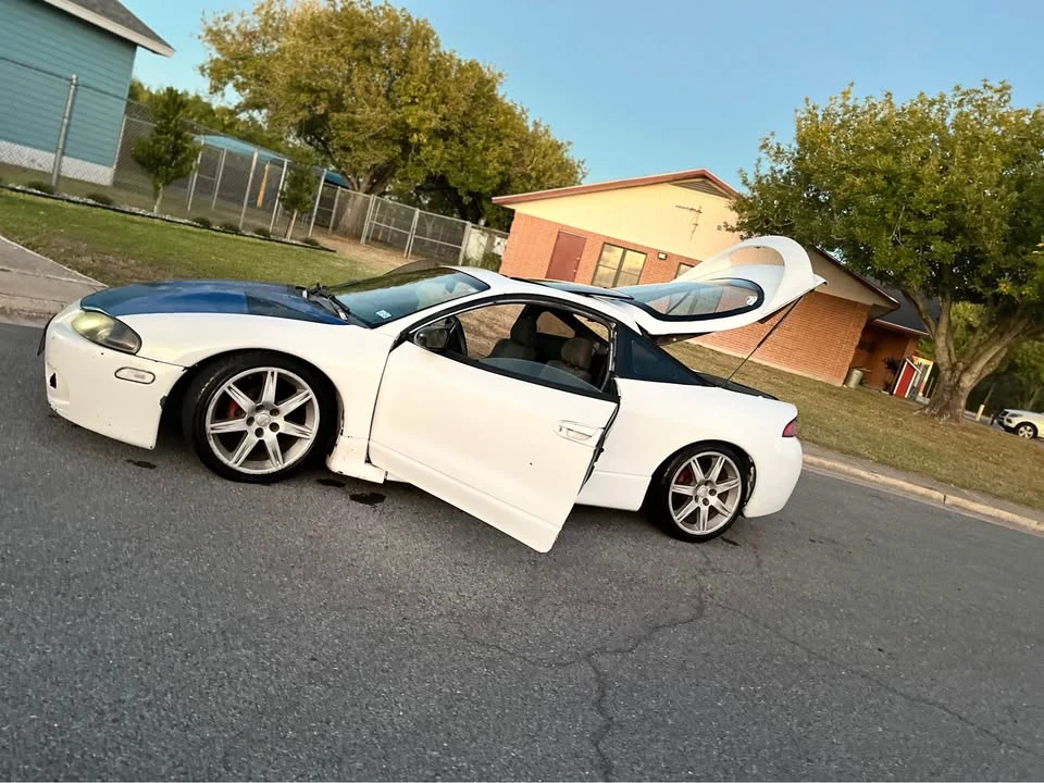 1999 Mitsubishi Eclipse 2nd Gen - Image 6 of 12
