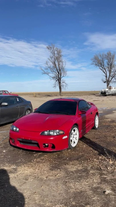 1999 Mitsubishi Eclipse 2nd Gen - Image 2 of 2