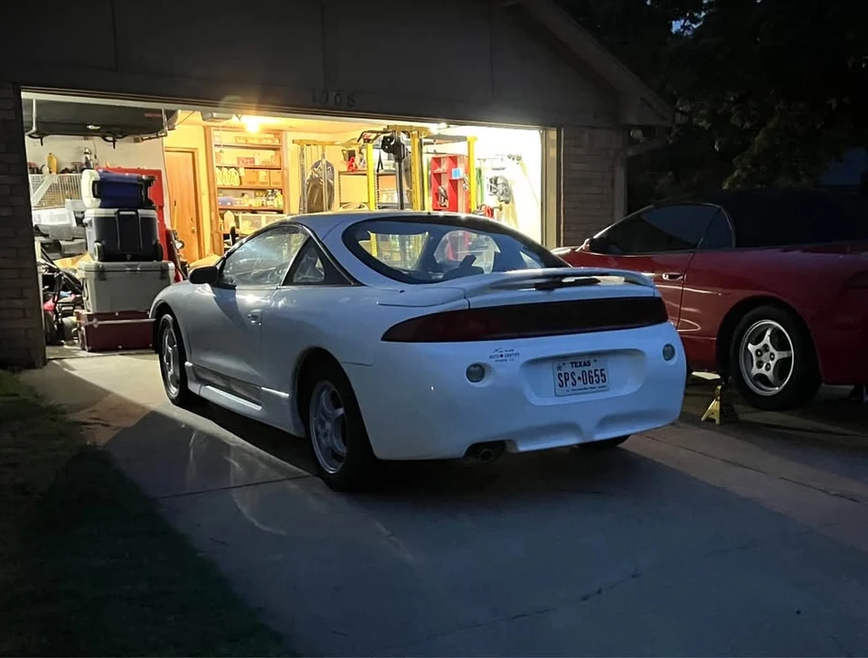 1999 Mitsubishi Eclipse 2nd Gen - Image 3 of 3