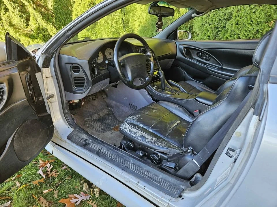 1999 Mitsubishi Eclipse 2nd Gen - Image 14 of 17