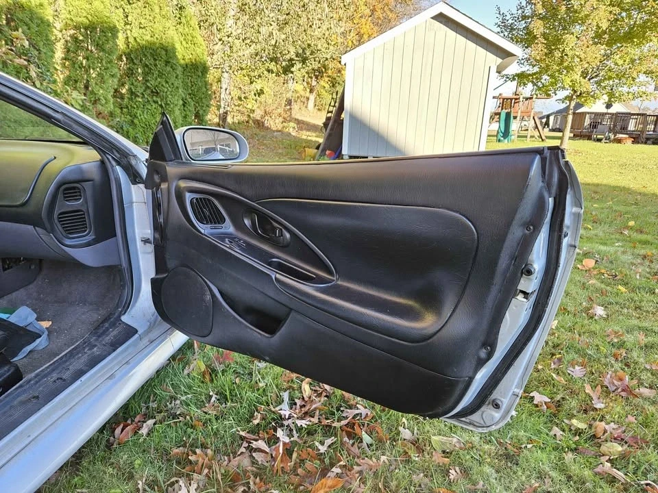 1999 Mitsubishi Eclipse 2nd Gen - Image 11 of 17