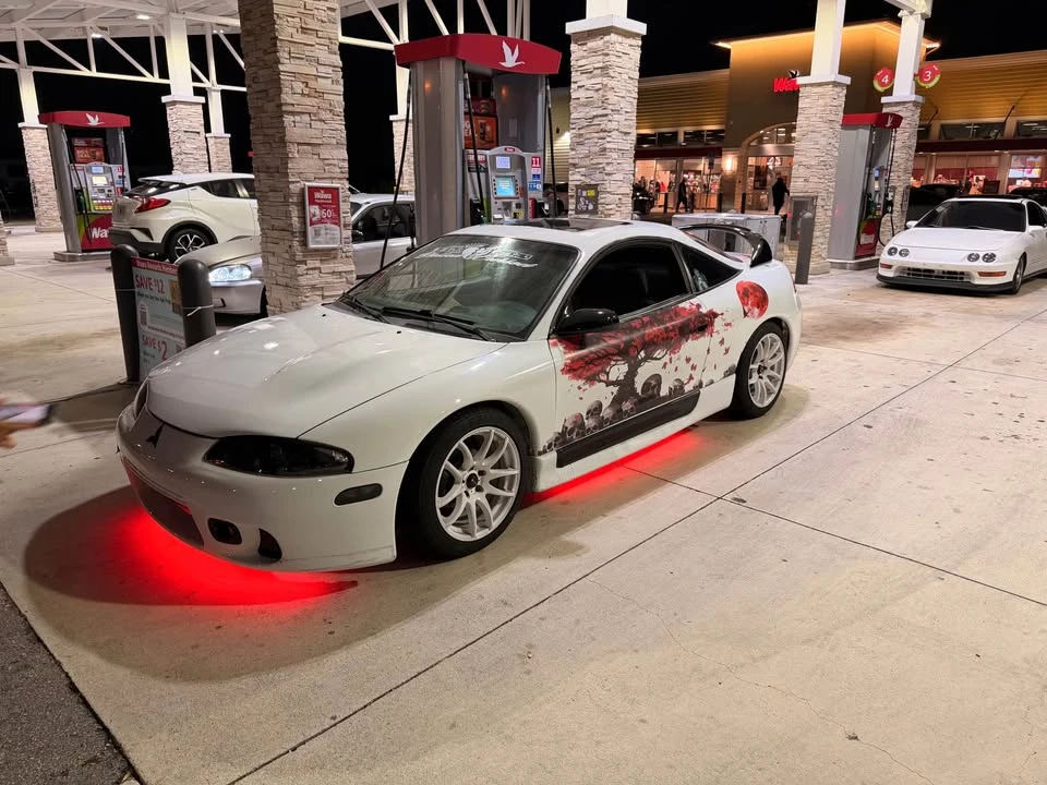 1999 Mitsubishi Eclipse 2nd Gen - Image 2 of 11