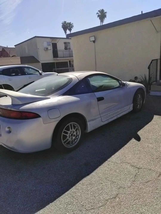 1999 Mitsubishi Eclipse 2nd Gen - Image 2 of 5