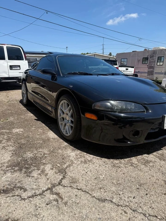 1999 Mitsubishi Eclipse 2nd Gen - Image 2 of 11