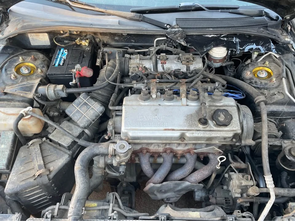 1999 Mitsubishi Eclipse 2nd Gen - Image 7 of 10