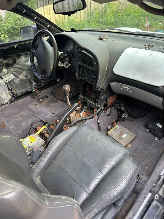1999 Mitsubishi Eclipse 2nd Gen - Image 6 of 12