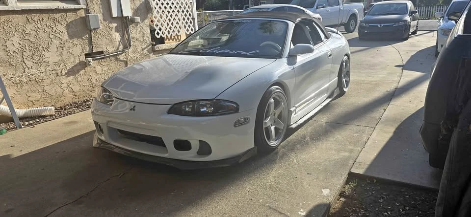 1999 Mitsubishi Eclipse 2nd Gen - Image 2 of 11