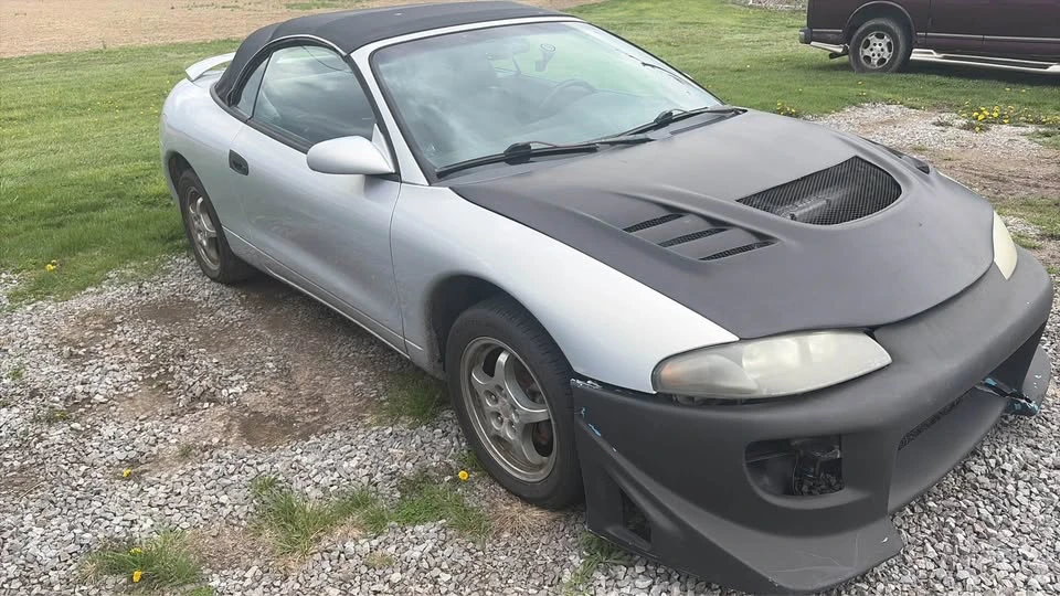 1999 Mitsubishi Eclipse 2nd Gen - Image 2 of 5