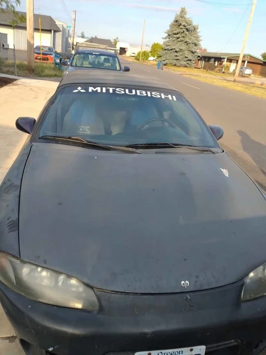 1999 Mitsubishi Eclipse 2nd Gen - Image 2 of 3