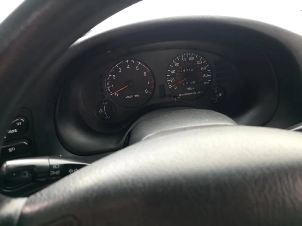 1999 Mitsubishi Eclipse 2nd Gen - Image 9 of 19