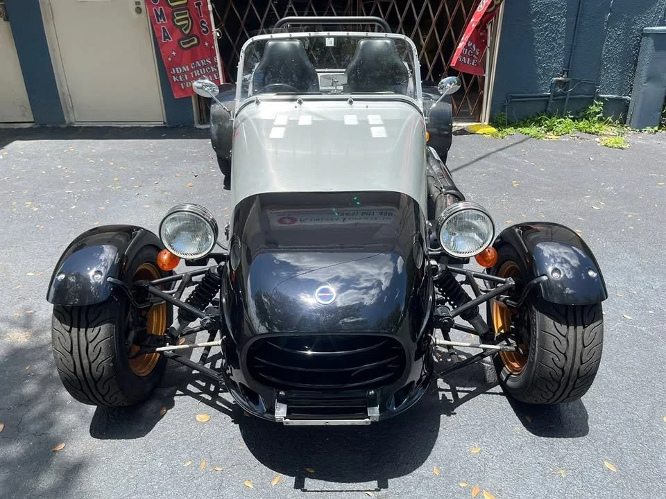 1999 Mitsuoka - Image 2 of 15