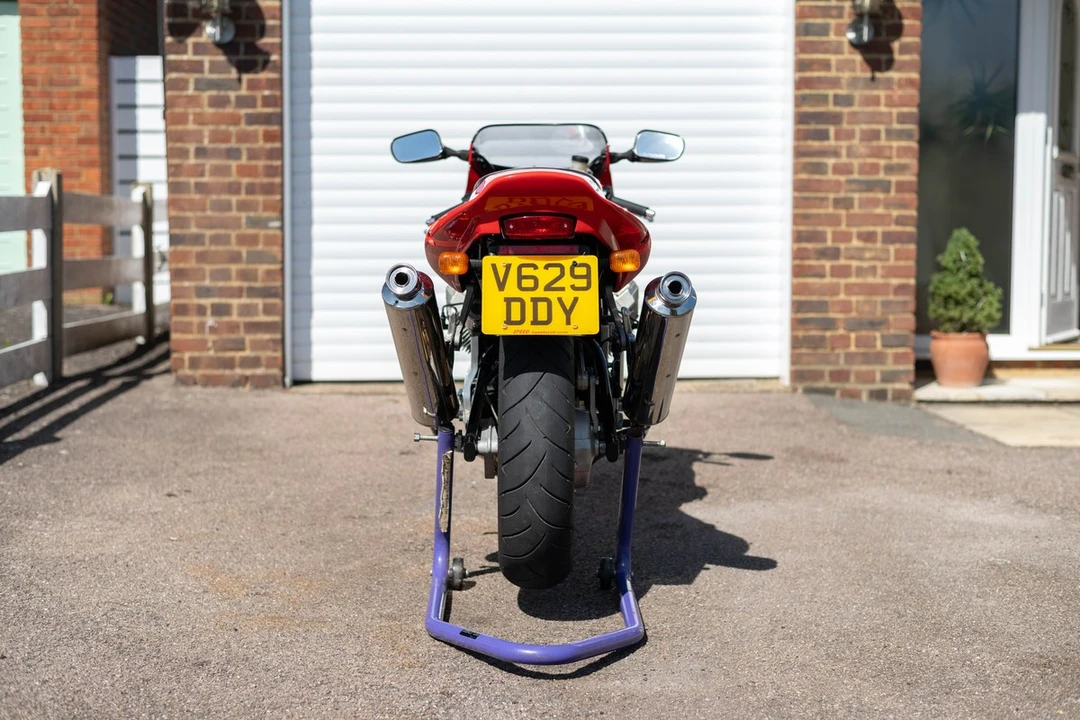 1999 Moto Guzzi - Image 2 of 30