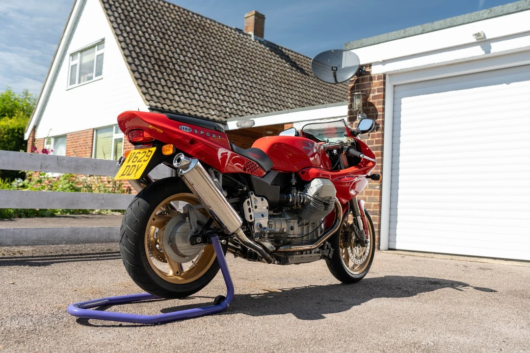 1999 Moto Guzzi - Image 4 of 30