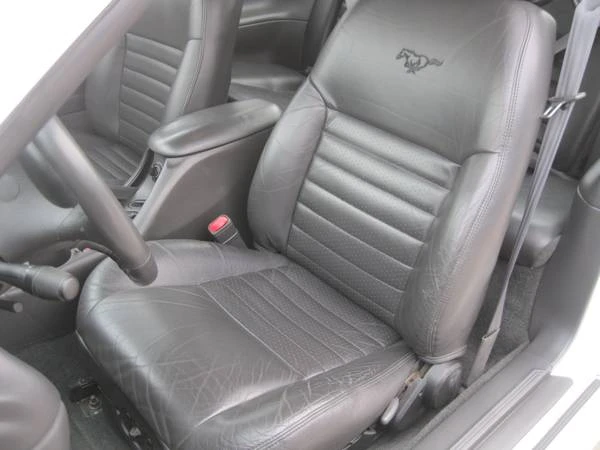 1999 Ford SN95 Mustang - Image 14 of 20