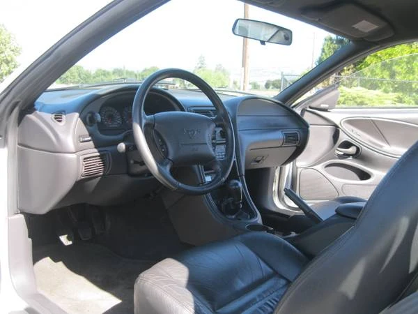 1999 Ford SN95 Mustang - Image 6 of 20