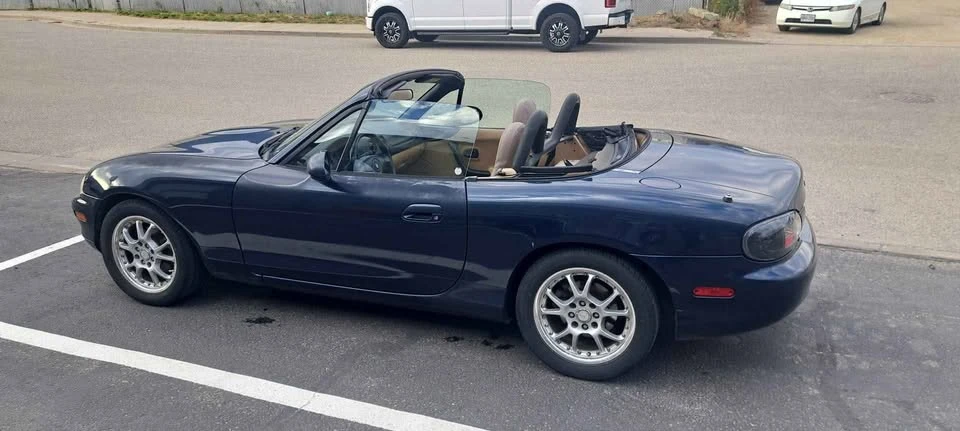 1999 Mazda NB MX-5 Miata - Image 4 of 8