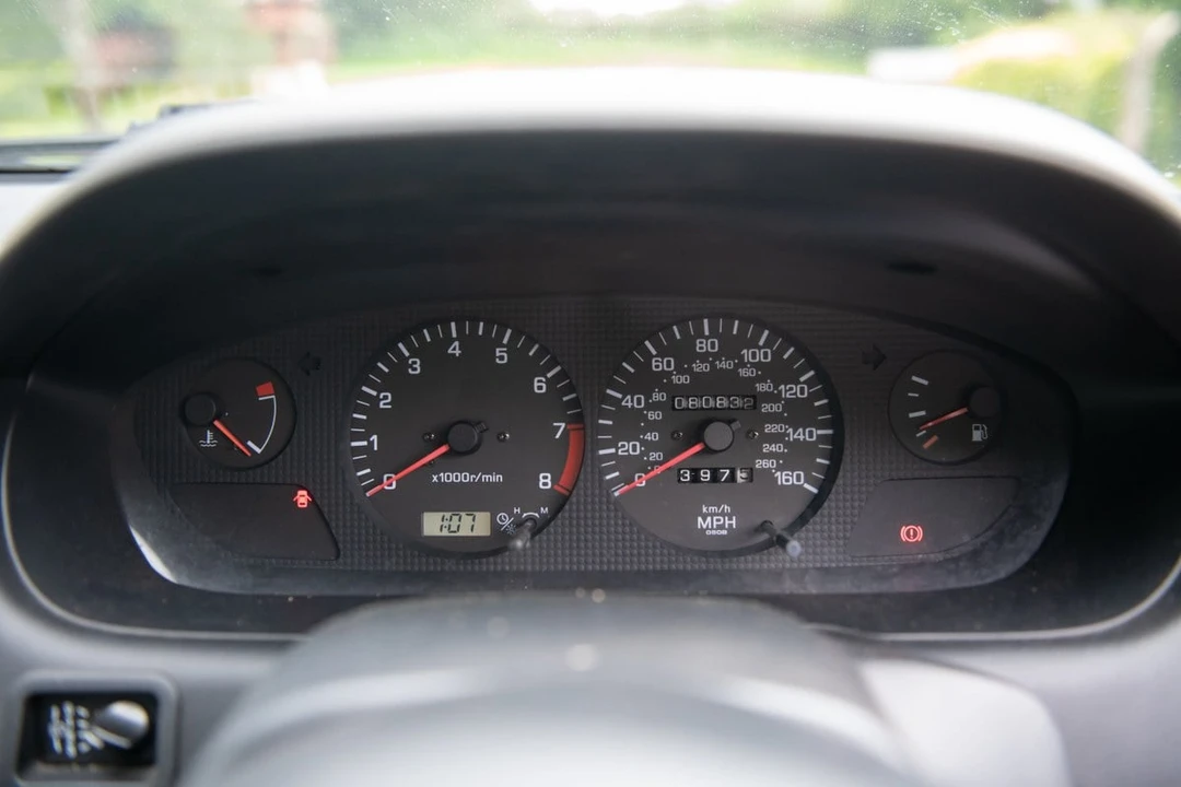 1999 Nissan Sentra 4th Gen - Image 22 of 30