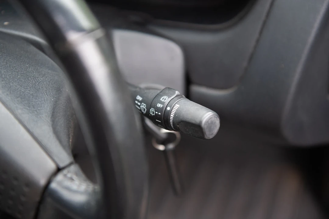 1999 Nissan Sentra 4th Gen - Image 26 of 30