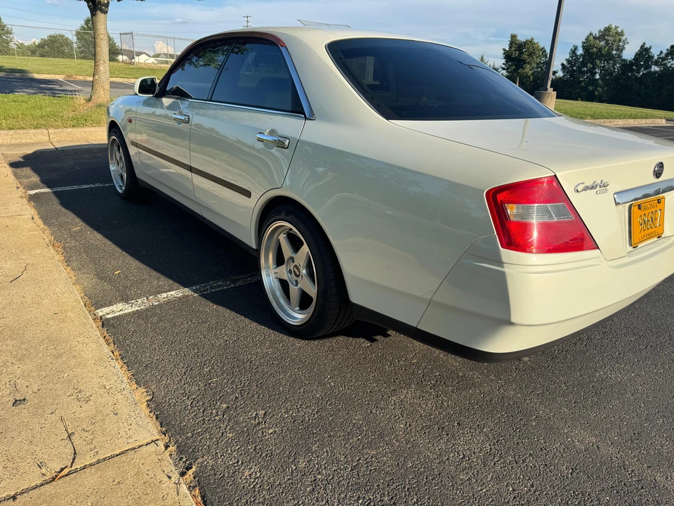 1999 Nissan Cedric 9th Gen - Image 7 of 31