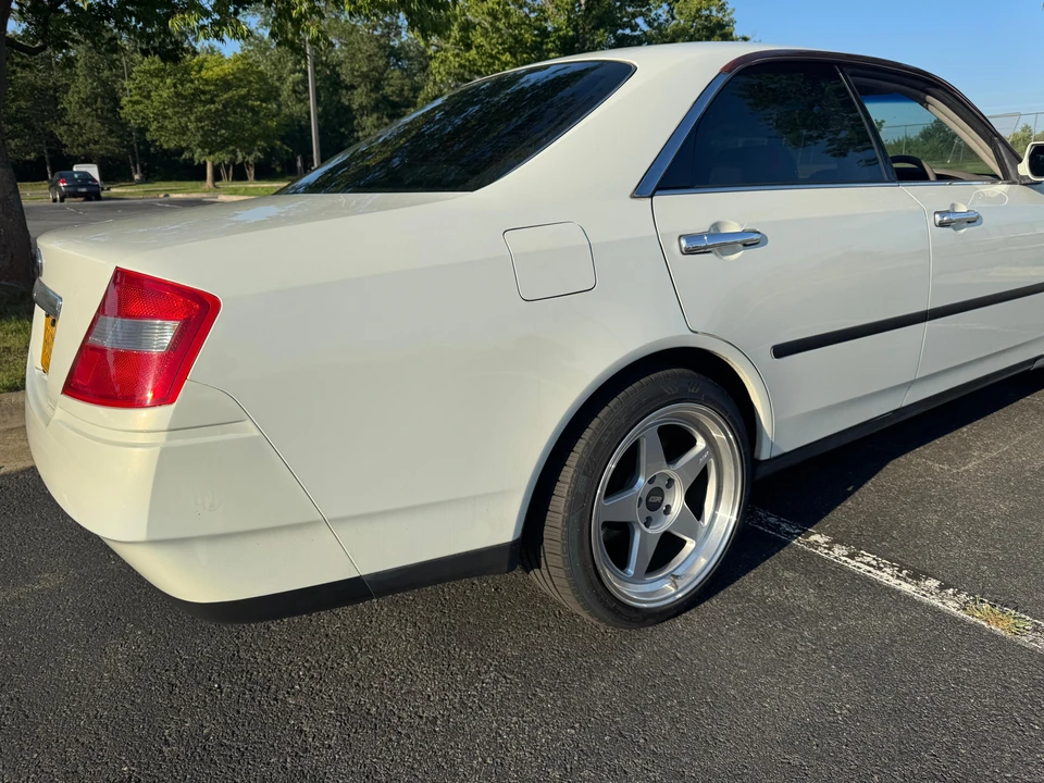 1999 Nissan Cedric 9th Gen - Image 19 of 31