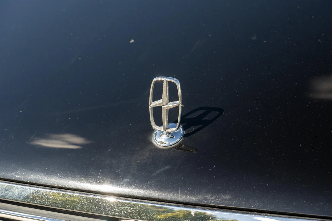 1999 Nissan Cedric - Image 20 of 31