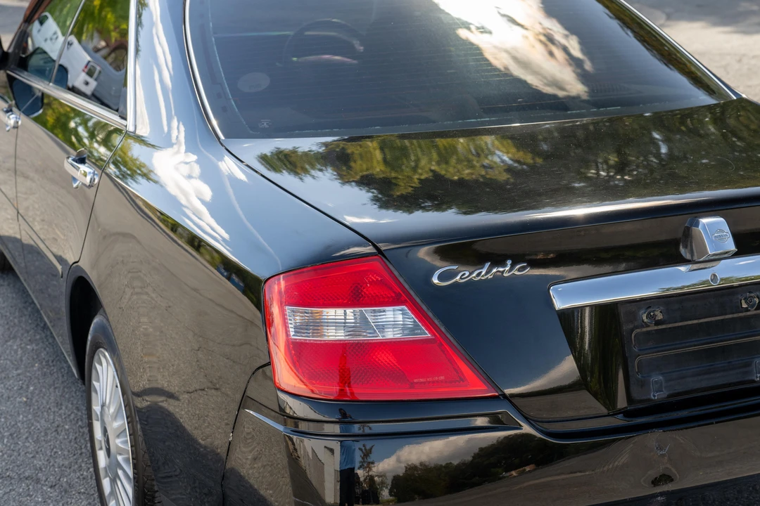 1999 Nissan Cedric - Image 29 of 31